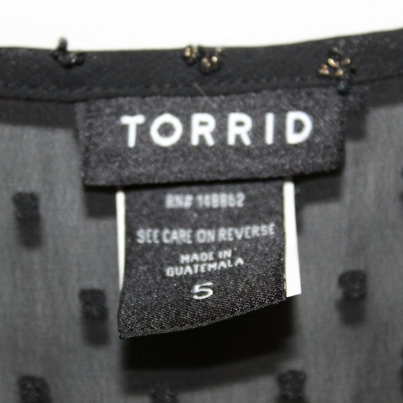 Torrid Textured Dot Chiffon Bell Sleeve Top HW6499 - Picture 5 of 6